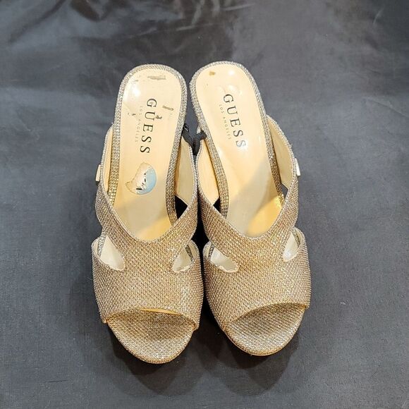 GUESS WGHASSLW-R WEDGE GLITTER OPEN TOE SANDAL - Picture 2 of 16